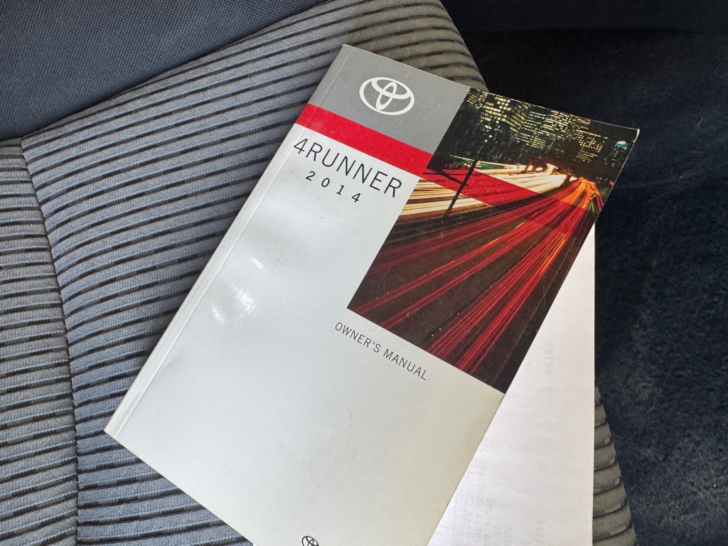 2014 Toyota 4Runner Image 21