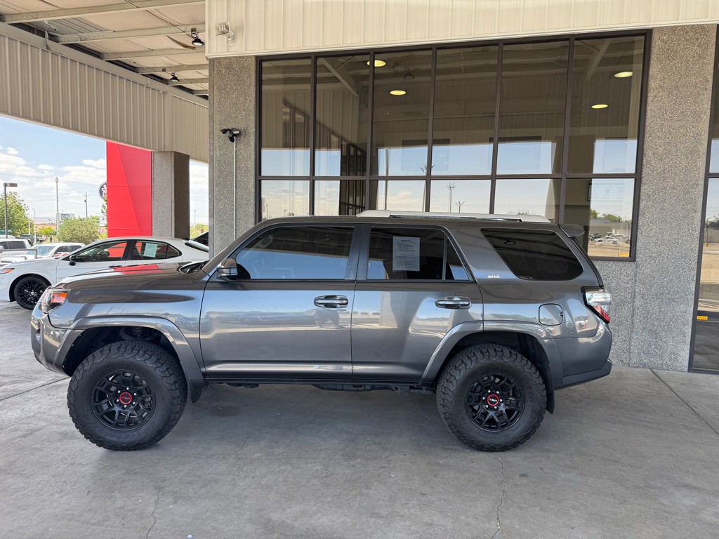 2014 Toyota 4Runner Image 26