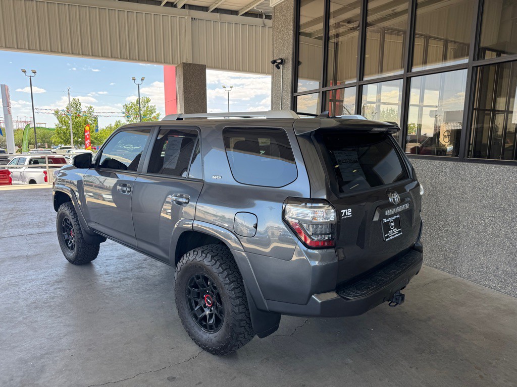 2014 Toyota 4Runner Image 28