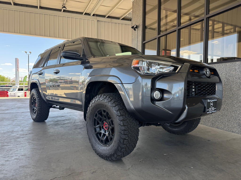 2014 Toyota 4Runner Image 37