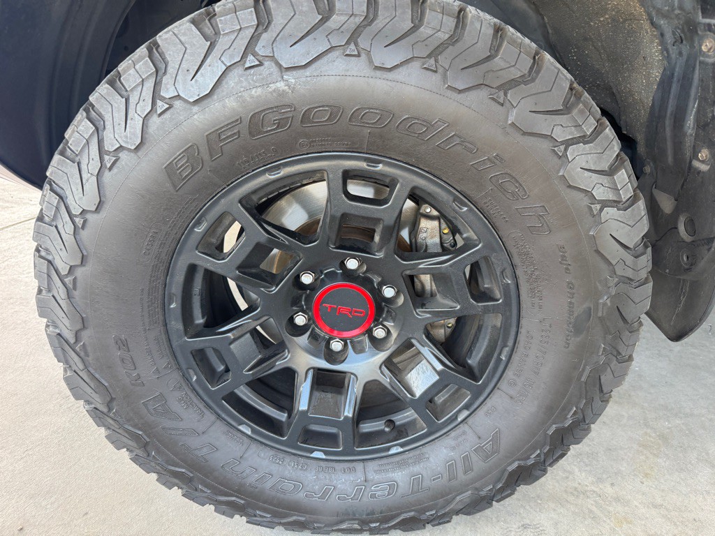 2014 Toyota 4Runner Image 40