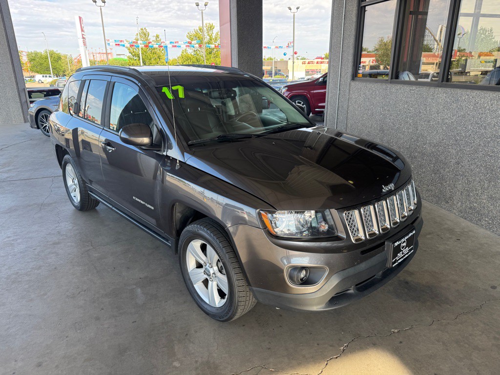 2017 Jeep Compass Image 4