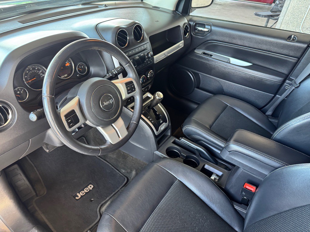 2017 Jeep Compass Image 8