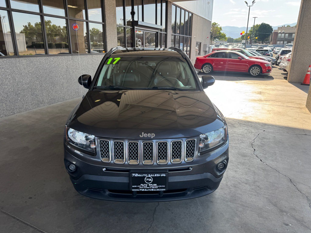 2017 Jeep Compass Image 24