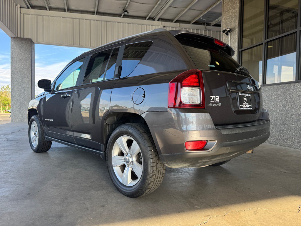 2017 Jeep Compass Image 29