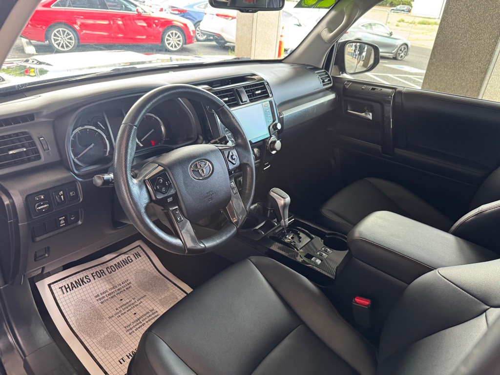 2023 Toyota 4Runner Image 8