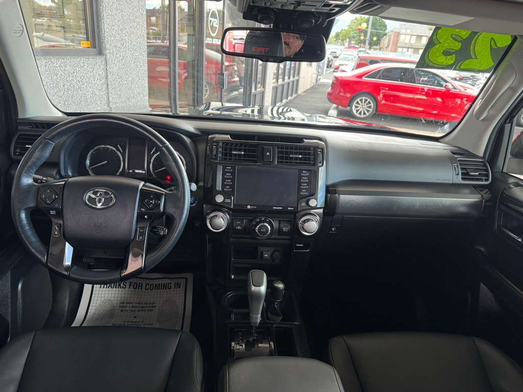 2023 Toyota 4Runner Image 18