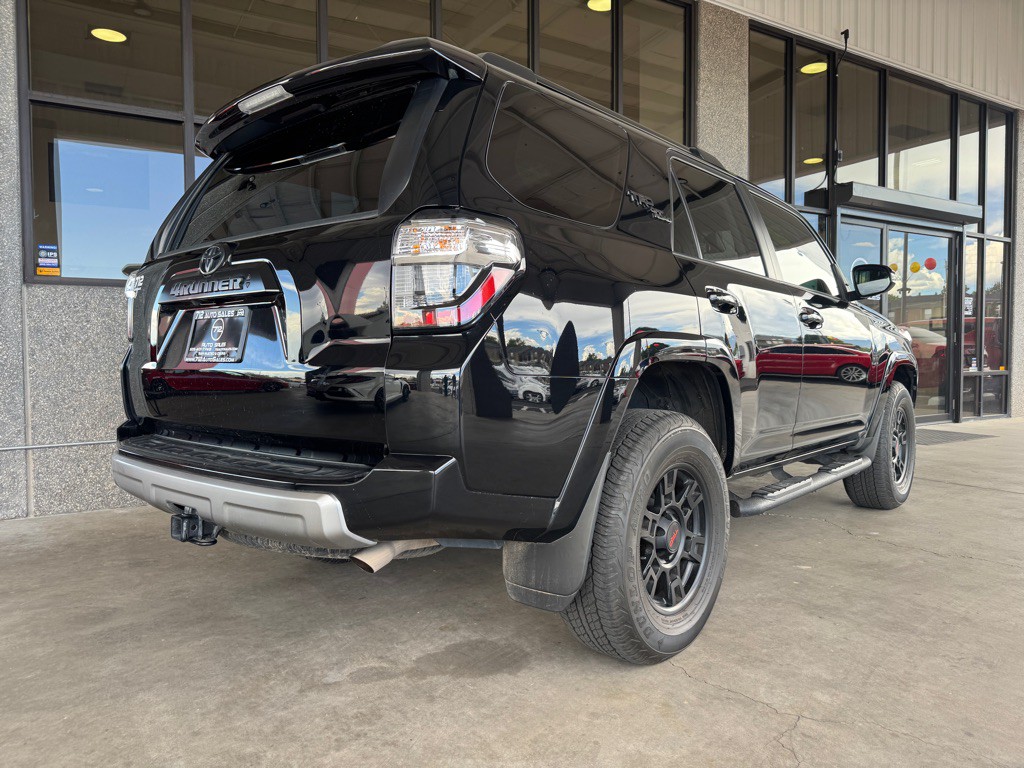 2023 Toyota 4Runner Image 40