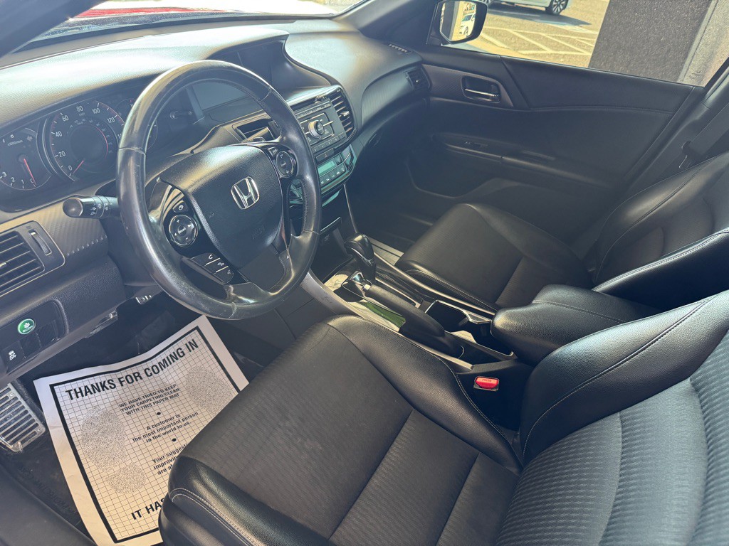 2016 Honda Accord Image 8