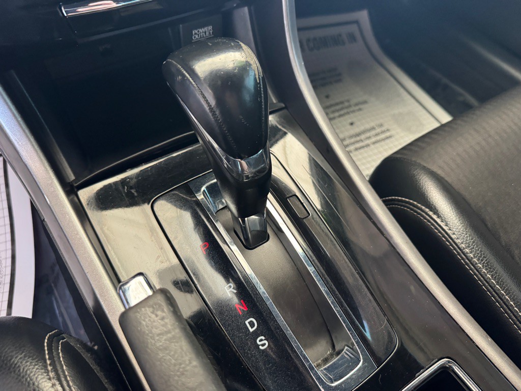 2016 Honda Accord Image 11