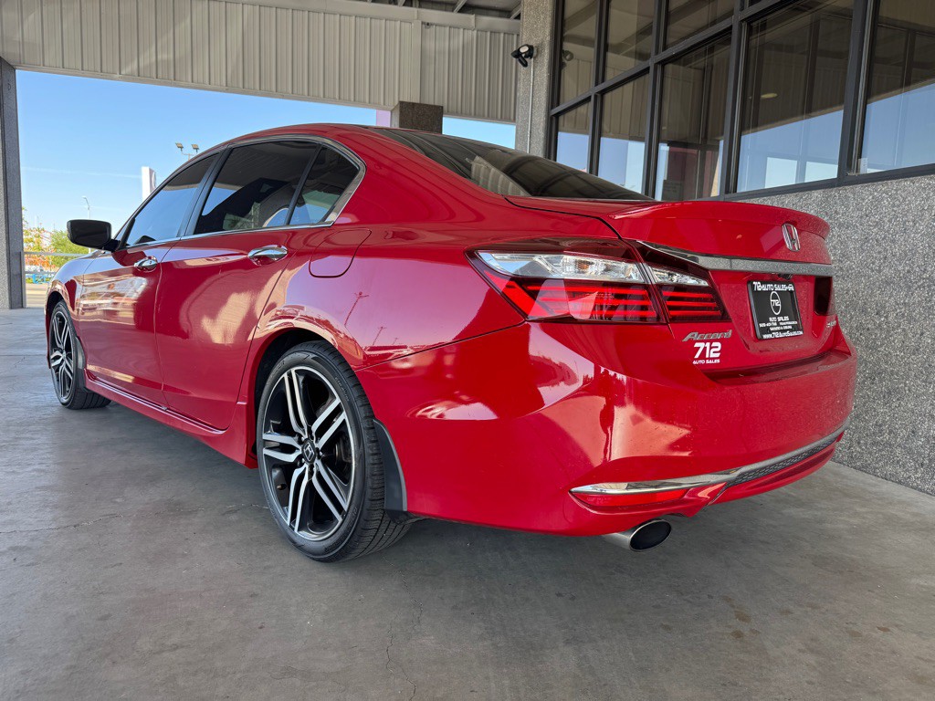 2016 Honda Accord Image 31