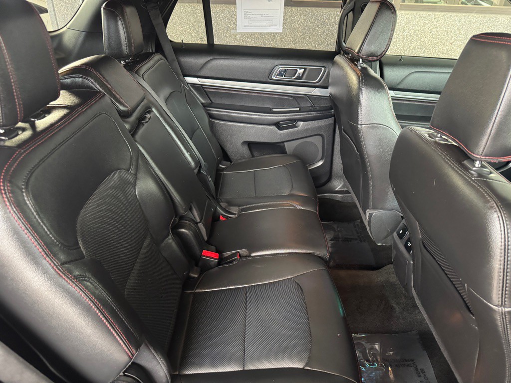 2018 Ford Explorer Image 23