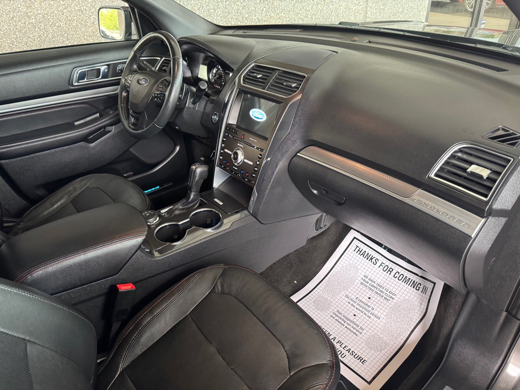 2018 Ford Explorer Image 25