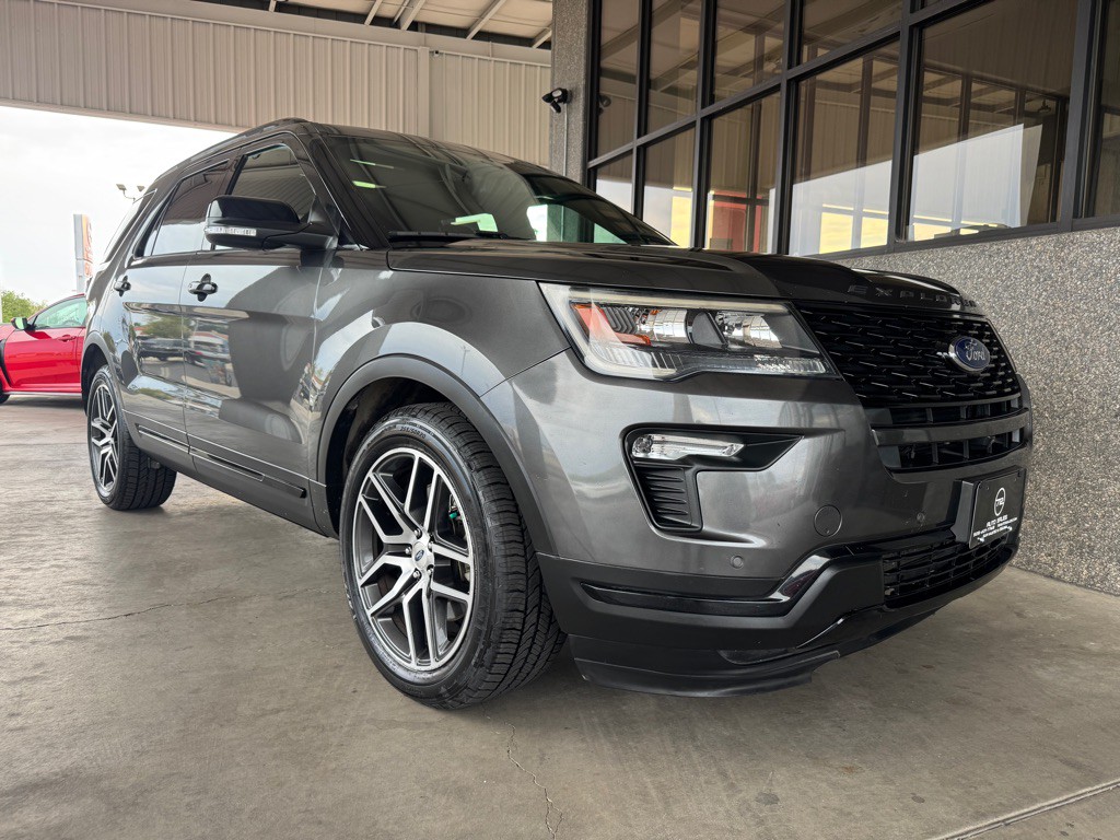 2018 Ford Explorer Image 46