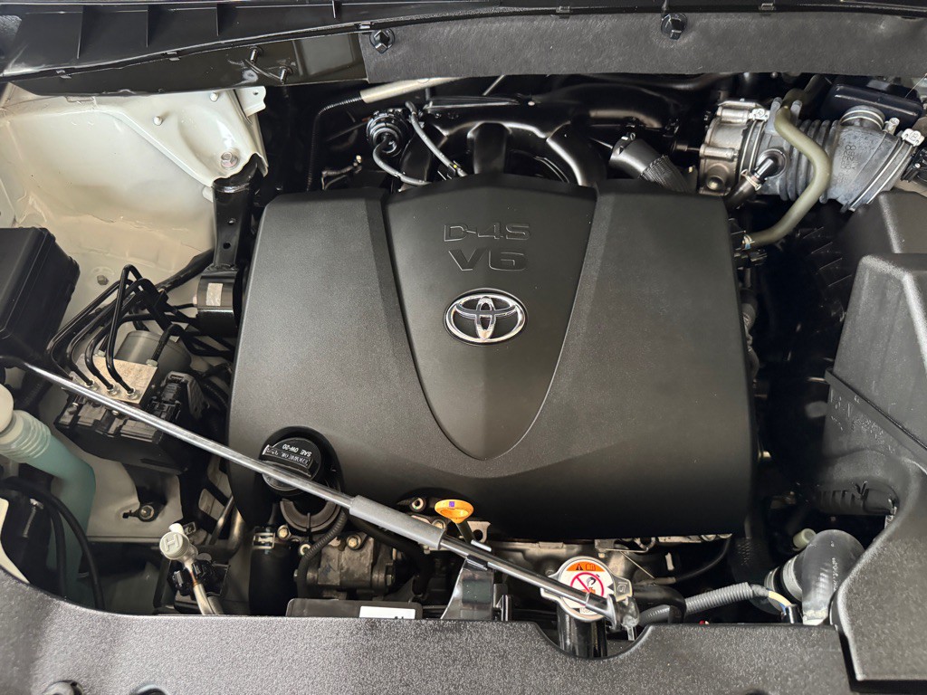 2018 Toyota Highlander Image 26