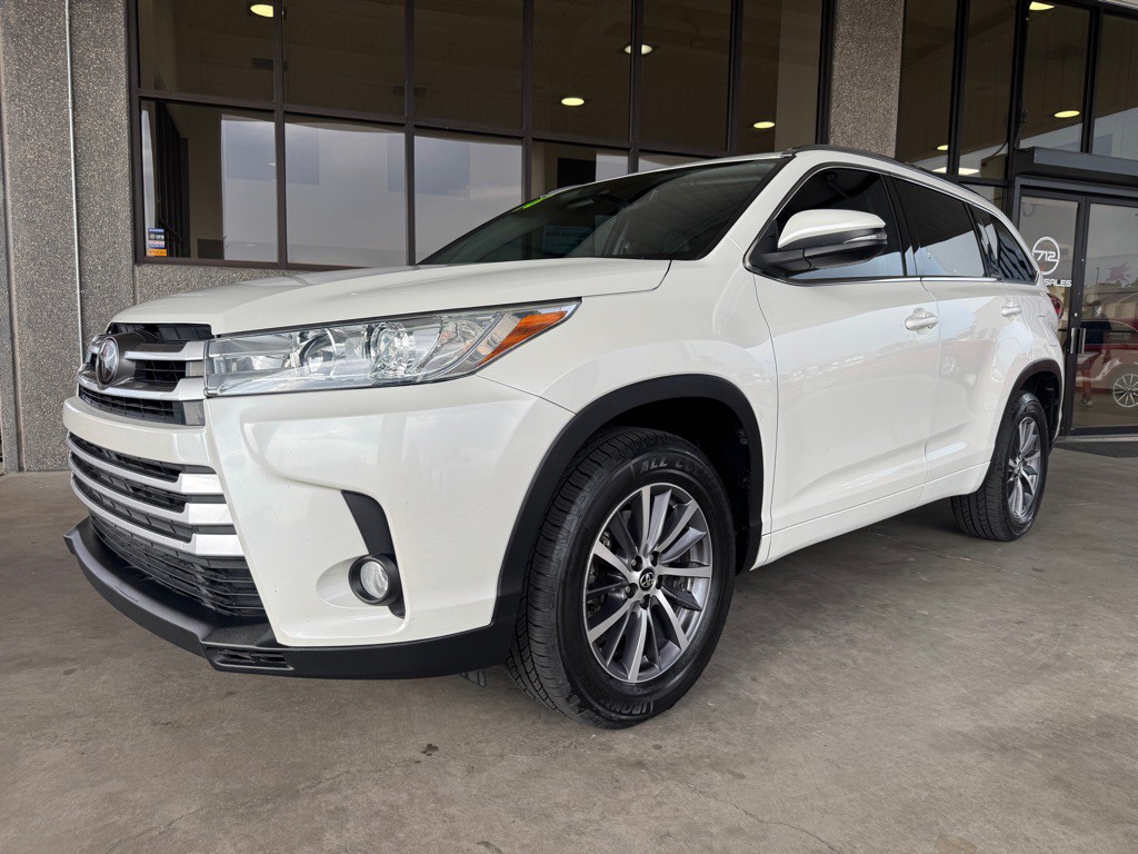 2018 Toyota Highlander Image 31