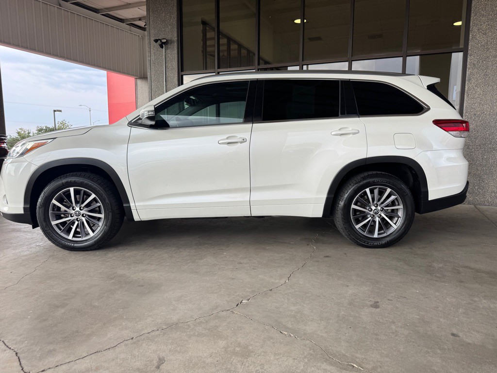 2018 Toyota Highlander Image 33
