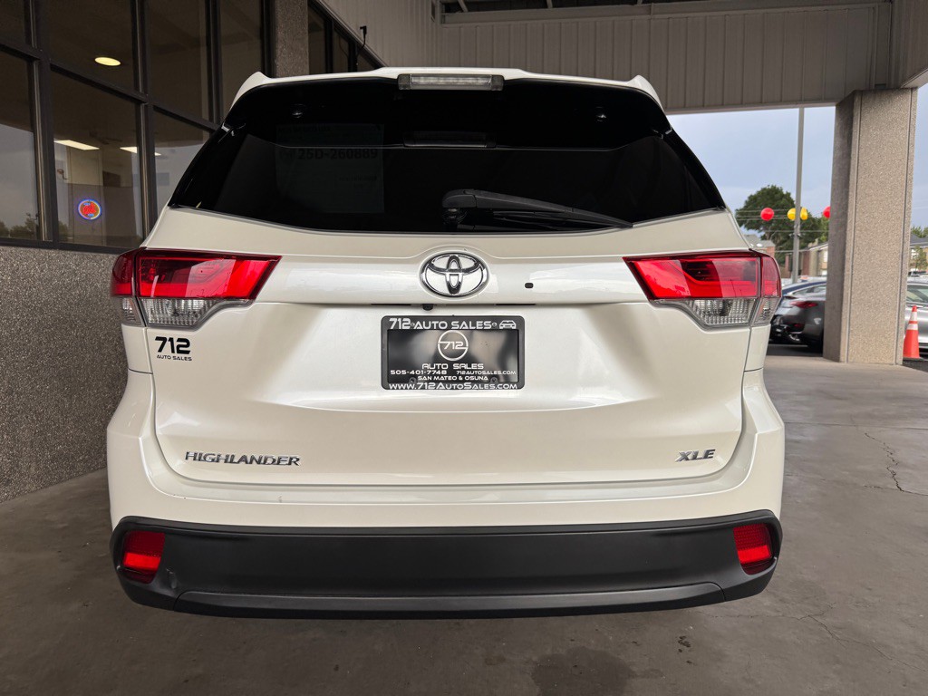 2018 Toyota Highlander Image 37
