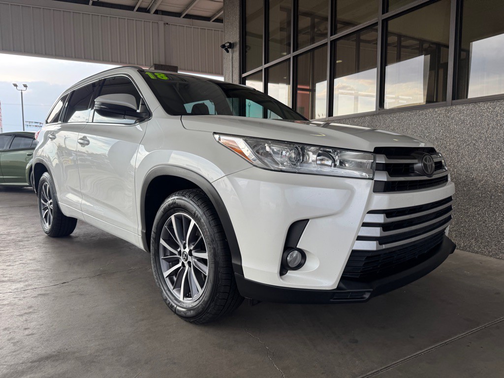 2018 Toyota Highlander Image 44