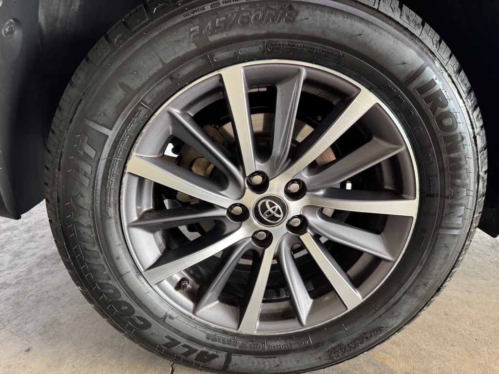 2018 Toyota Highlander Image 48