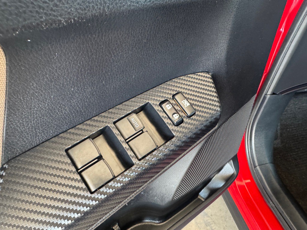 2015 Toyota Rav4 Image 5