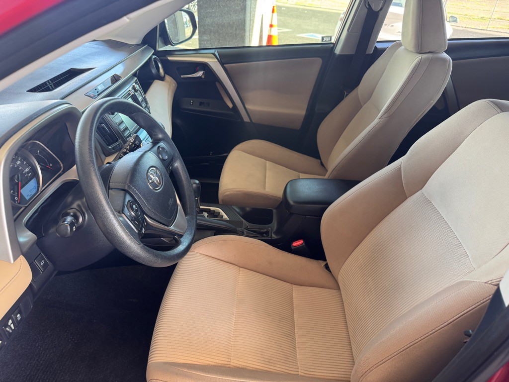 2015 Toyota Rav4 Image 6