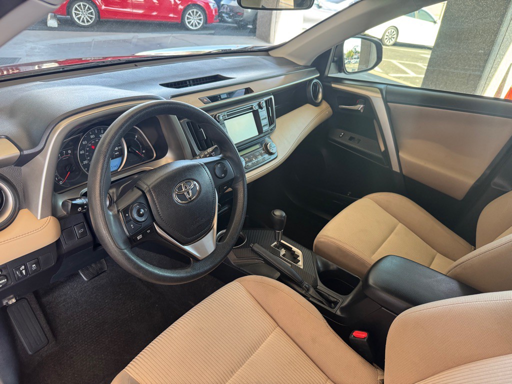 2015 Toyota Rav4 Image 8