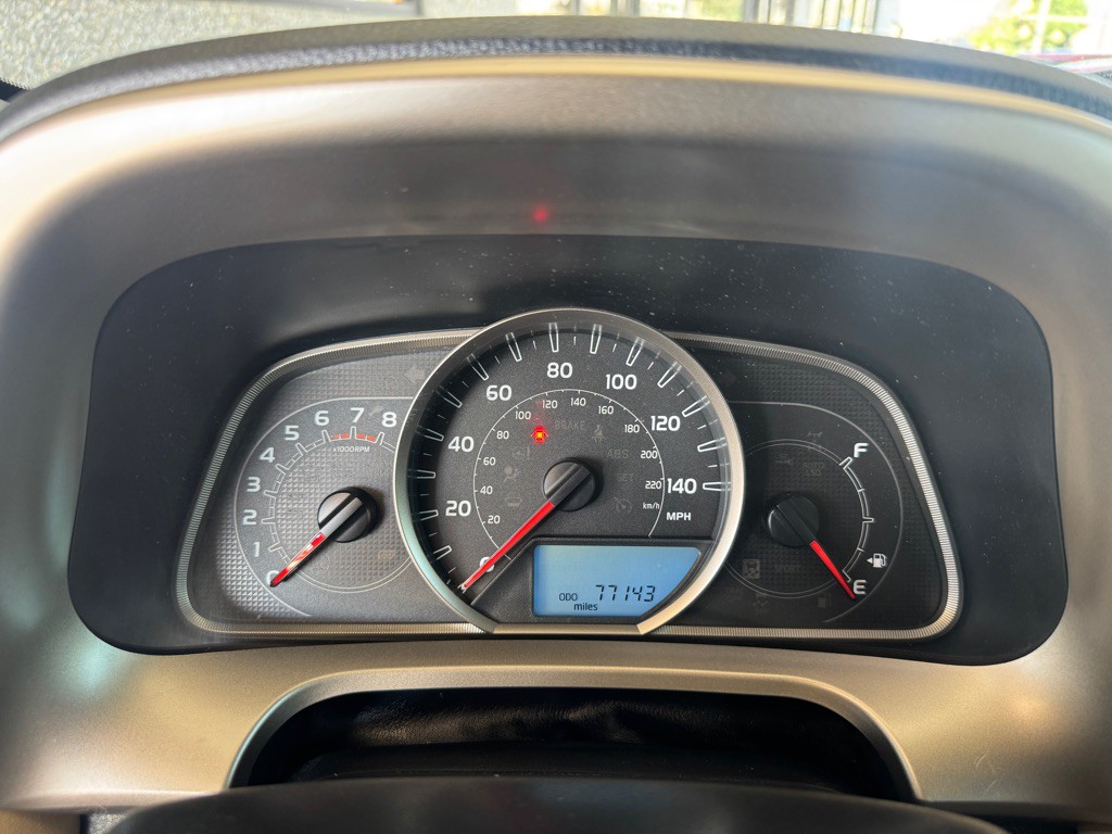 2015 Toyota Rav4 Image 10