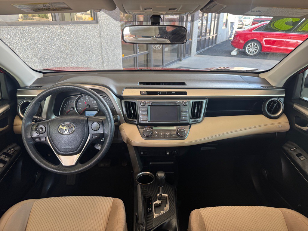 2015 Toyota Rav4 Image 17