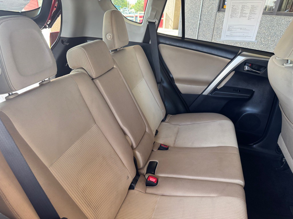 2015 Toyota Rav4 Image 19