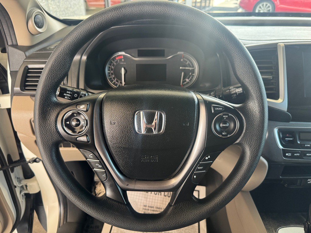 2017 Honda Pilot Image 9