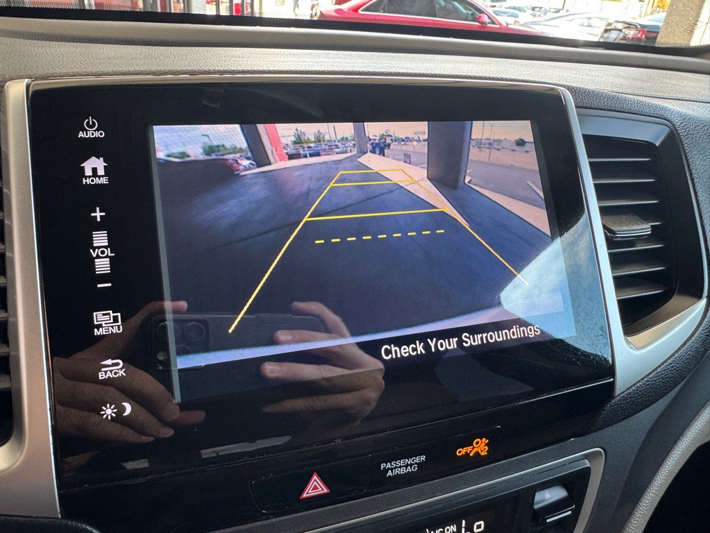 2017 Honda Pilot Image 13