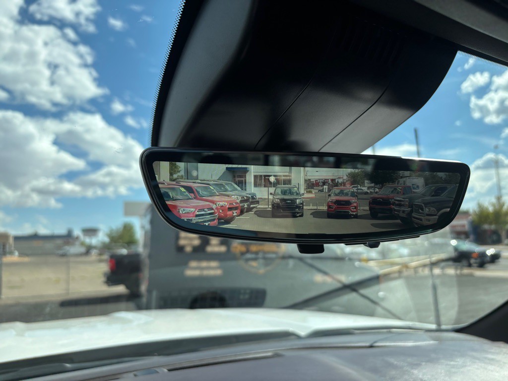 2024 GMC Sierra Image 12
