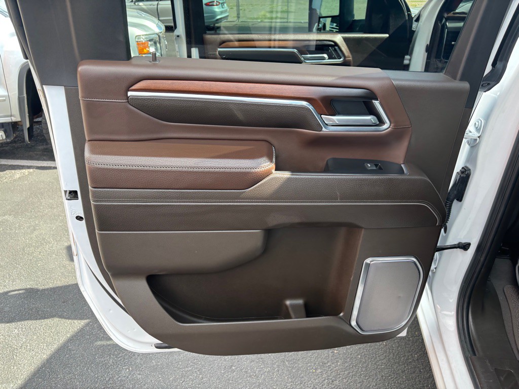 2024 GMC Sierra Image 25