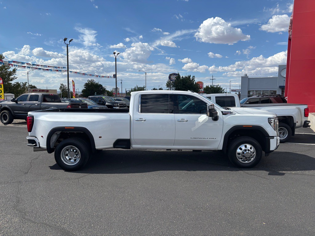 2024 GMC Sierra Image 36