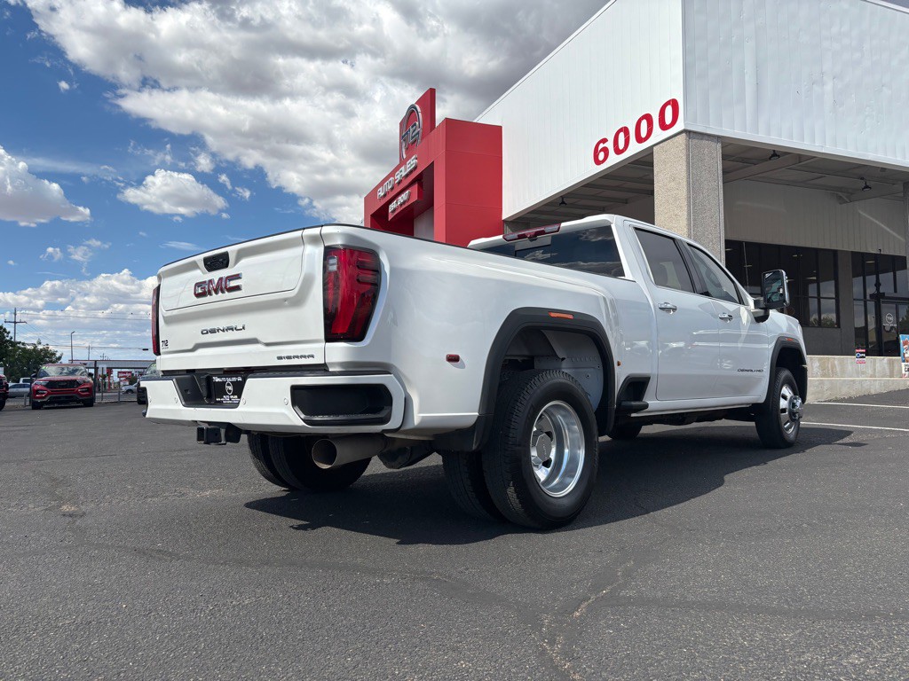 2024 GMC Sierra Image 39