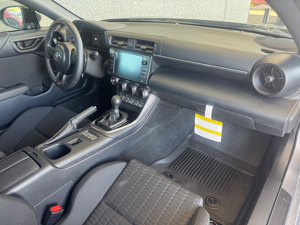 2024 Toyota Gr 86 Image 20