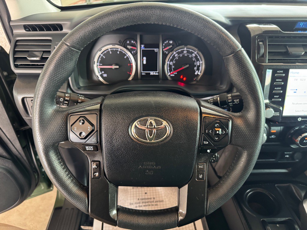 2022 Toyota 4Runner Image 9