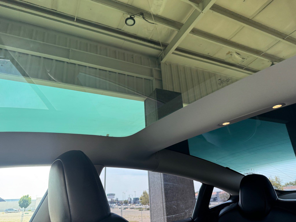 2023 Tesla Model 3 Image 12