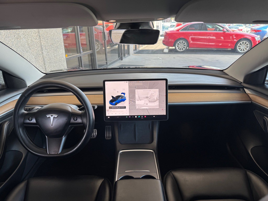 2023 Tesla Model 3 Image 15