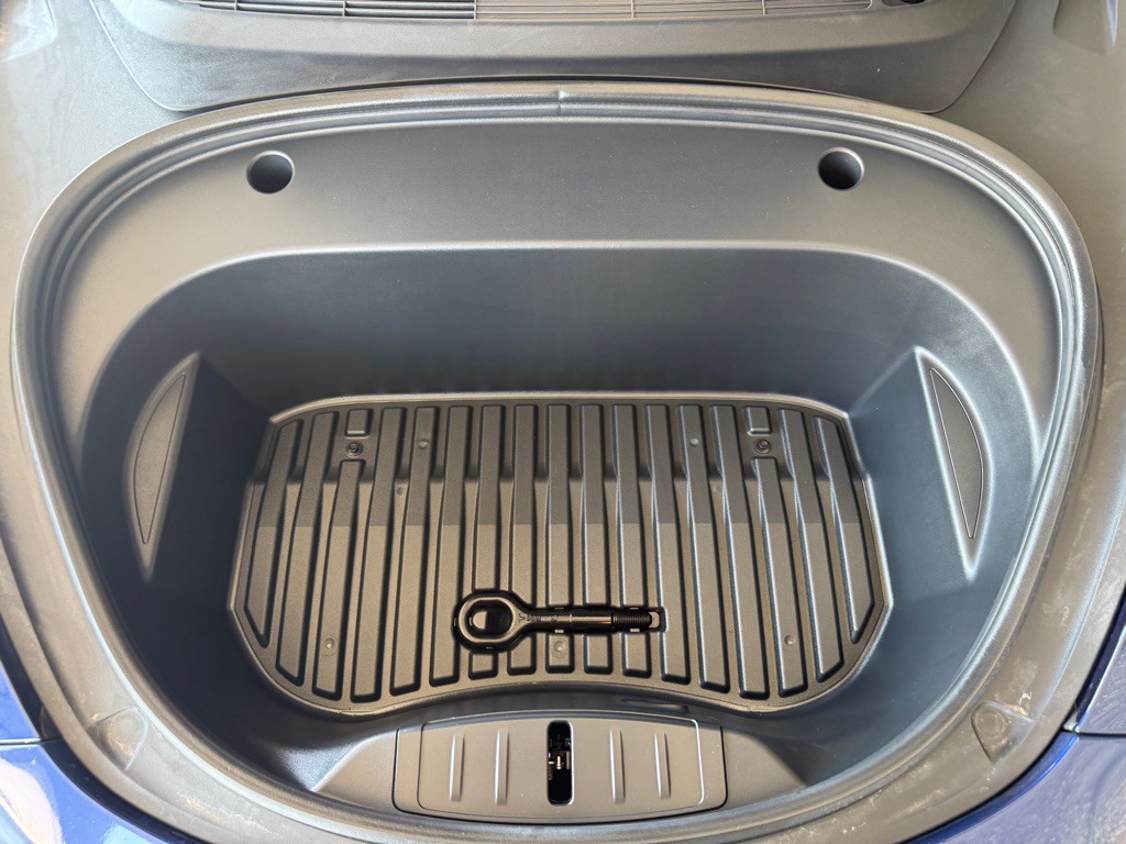 2023 Tesla Model 3 Image 21