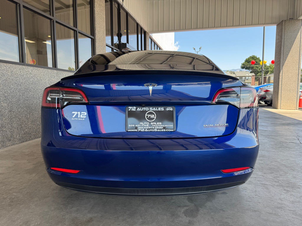 2023 Tesla Model 3 Image 31