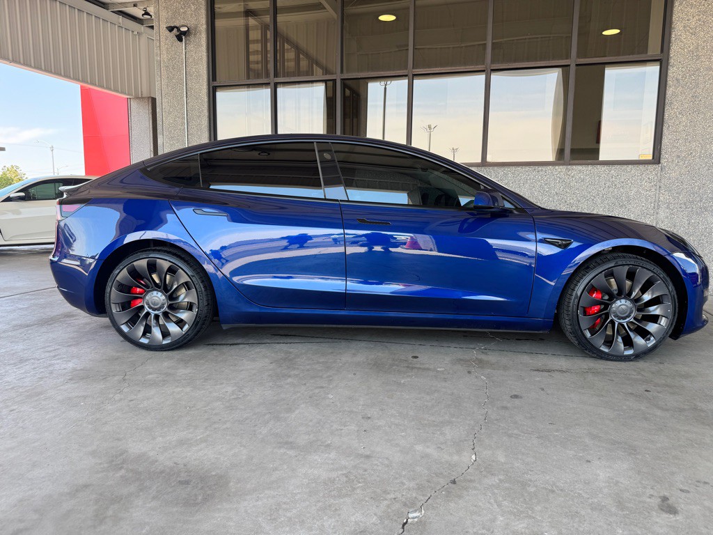 2023 Tesla Model 3 Image 36