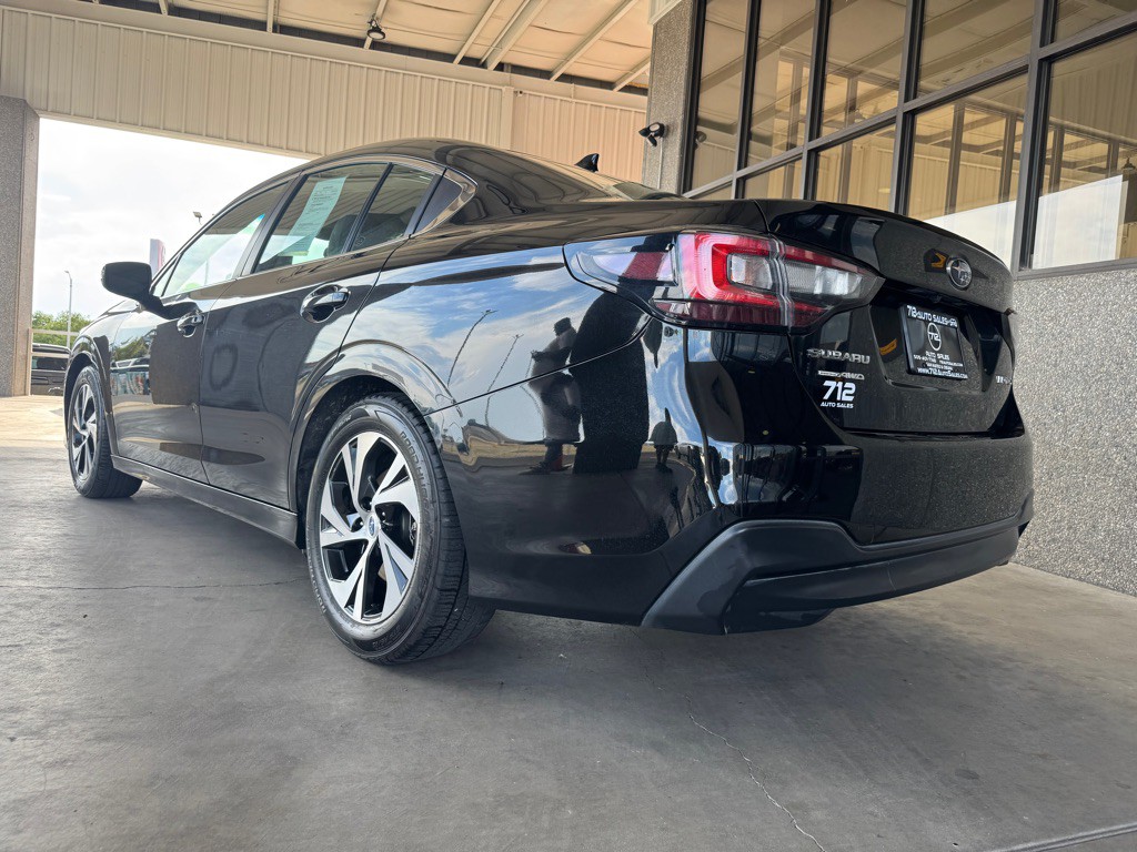 2021 Subaru Legacy Image 32