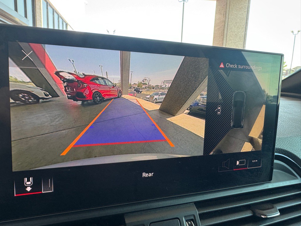 2022 Audi Q5 Image 14