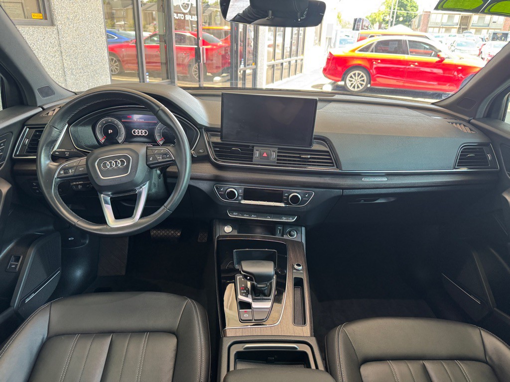2022 Audi Q5 Image 18