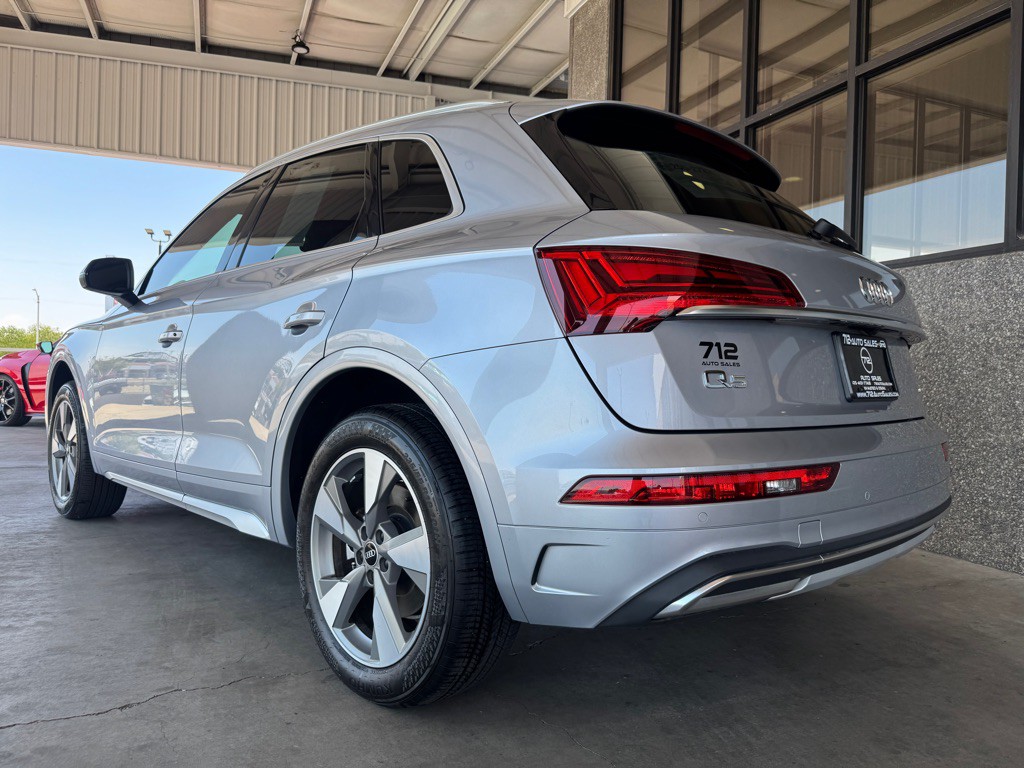 2022 Audi Q5 Image 35