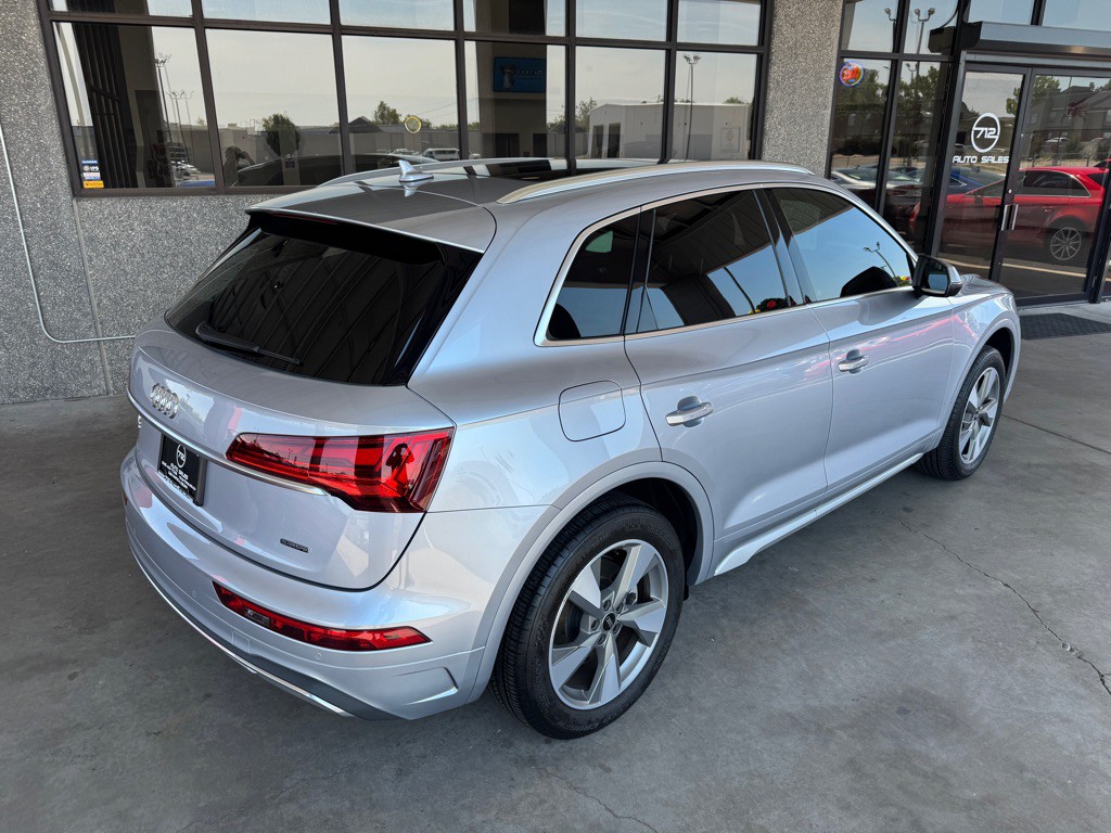 2022 Audi Q5 Image 40