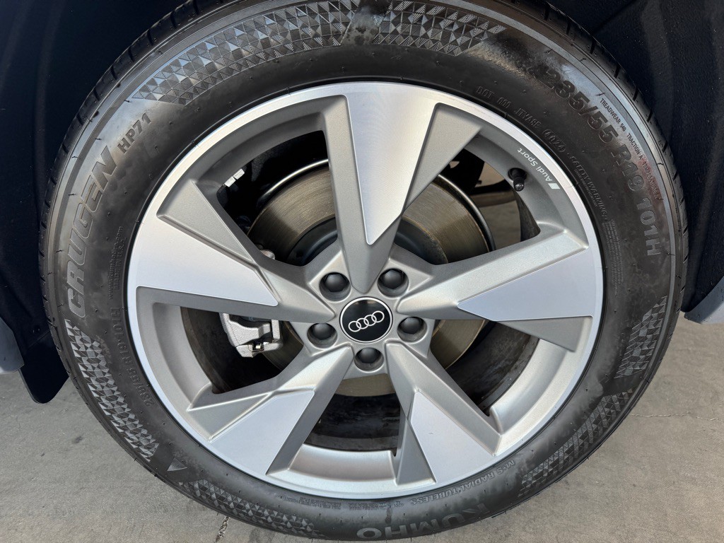 2022 Audi Q5 Image 46