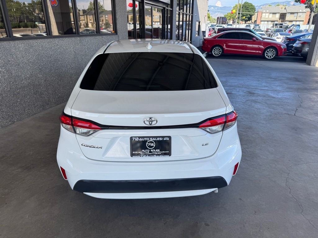 2021 Toyota Corolla Image 32